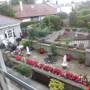 Galway hotels &amp; apartments, all accommodations in Galway