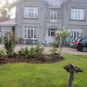 Galway hotels &amp; apartments, all accommodations in Galway