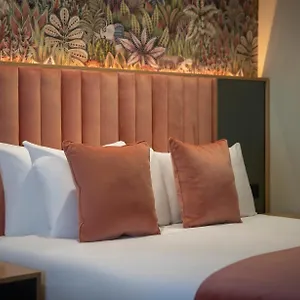 Galway hotels &amp; apartments, all accommodations in Galway