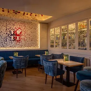 Galway hotels &amp; apartments, all accommodations in Galway