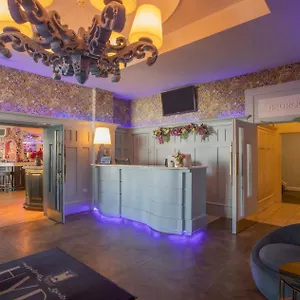 Galway hotels &amp; apartments, all accommodations in Galway