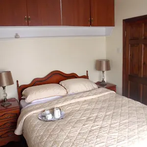 Galway hotels &amp; apartments, all accommodations in Galway