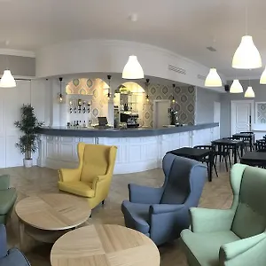 Galway hotels &amp; apartments, all accommodations in Galway